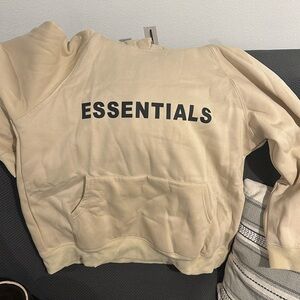 Essentials fear or god sweatshirt